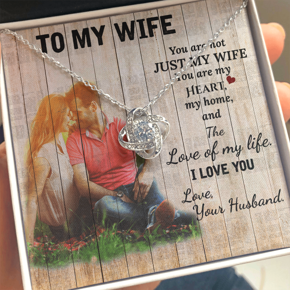 To My Wife Necklace – Anniversary Gift She Will Treasure Forever