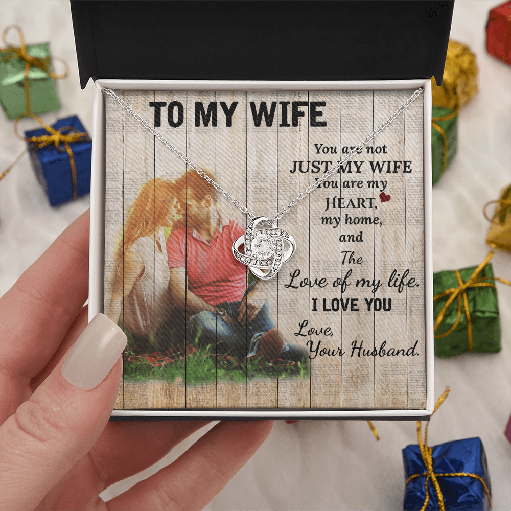 To My Wife Necklace – Anniversary Gift She Will Treasure Forever